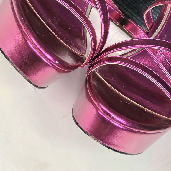 Kenneth Cole Strappy Hot Pink "Allen" Platform Sandals - Picture 12 of 16